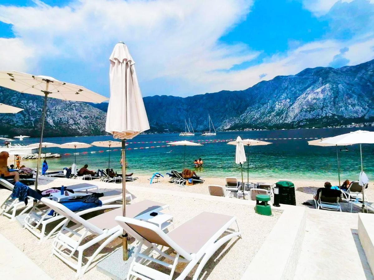Bay Of Kotor View Apartment With Pool Prčanj 외부 사진